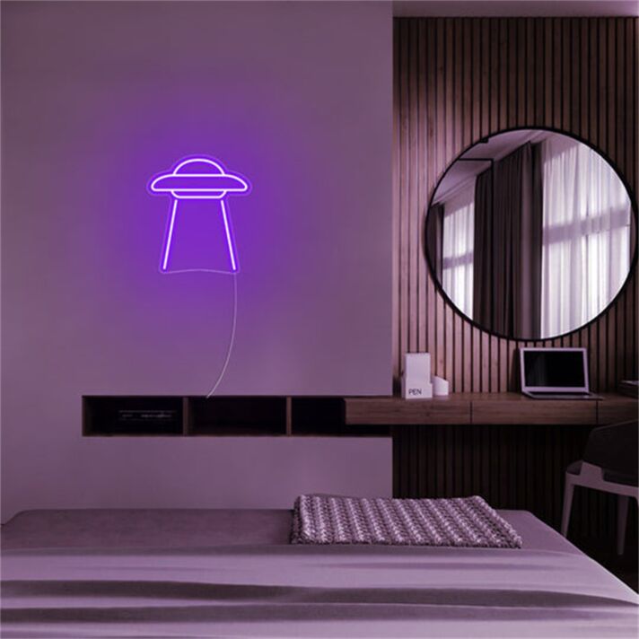 Brighten Up Your Space: Mini Ufo LED Neon Sign for Home Decor, Bars, and Party Ambiance.