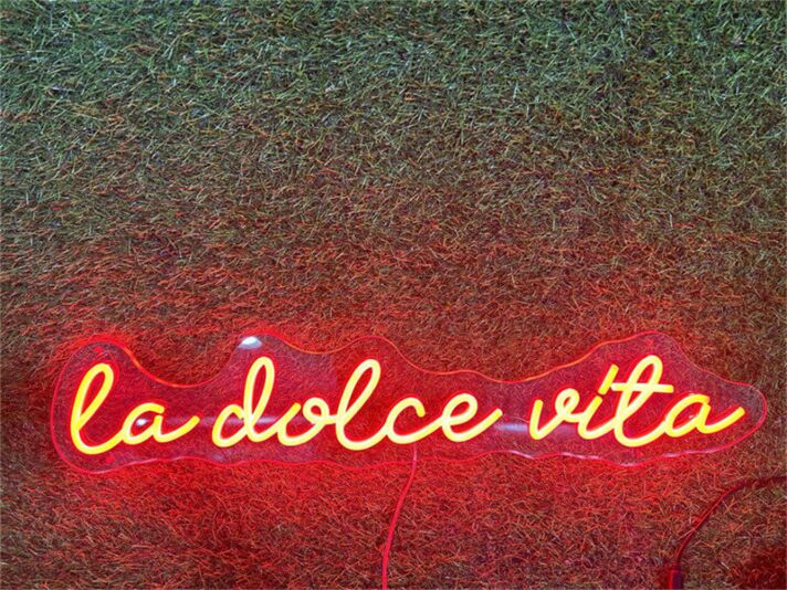 Brighten Your Special Moments - La Dolce Vita Custom LED Neon Sign for Weddings, Parties, and Home Ambiance.