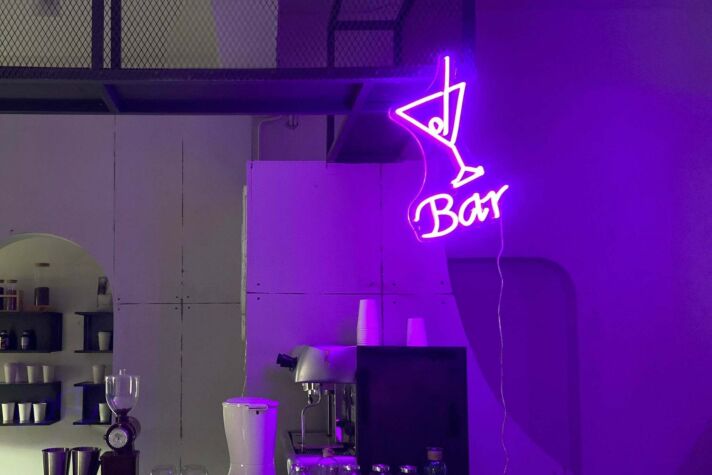 Customize 'Bar2' neon sign
