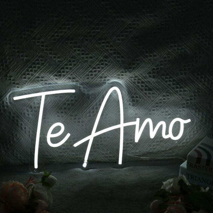 Te Amo White Neon Sign