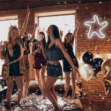 Brighten Up Your Space: Perfect for Home Decor, Parties, and Beach-Themed Events with Starfish LED Neon Sign.