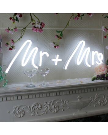 Mr + Mrs  Led Neon