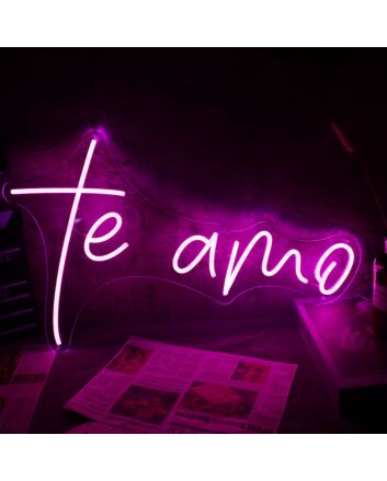 Te Amo Neon Sign