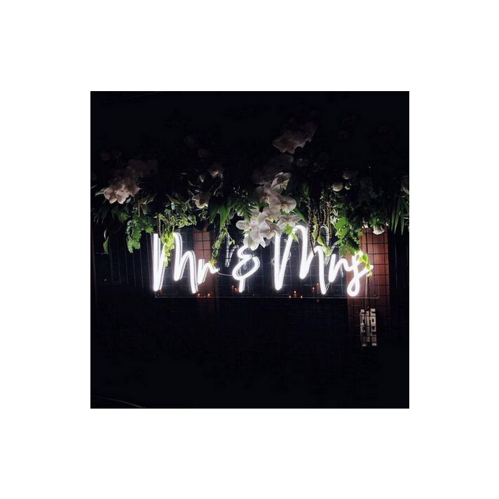 Mr Mrs Neon Sign ideal for wedding celebrations